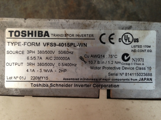 ขาย Inverter 2 HP. 380 V Toshiba สภาพสวยพร้อมใช้งาน มี2 ตัวครับ