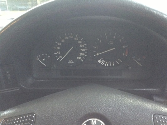 ขายbmw e34 520i