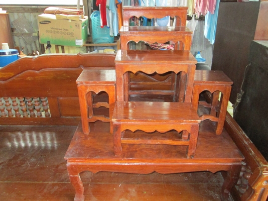 ขายโต๊ะหมู่ 6 ชุดกลาง