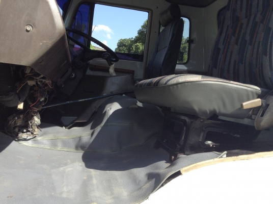 ขายรถ ฮีโน่ FM 227 ซูโม่ 12 ล้อ 220 hp 2คานหน้า