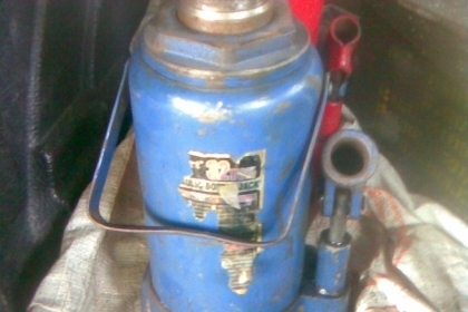 แม่แรง 32 ตัน ตัวใหญ่สภาพพร้อมใช้งานครับ ขนาด 32 ตันครับ หนักแน่น แกนใหญ่ครับรุ่นนี้ ใช้ยาวครับ ราคานี้คุ้มครับ ความสูง 1 ฟุตครับ แม่แรง 32 ตัน ตัวใหญ่สภาพพร้อมใช้งานครับ ขนาด 32 ตันครับ หนักแน่น แกนใหญ่ครับรุ่นนี้ ใช้ยาวครับ ราคานี้คุ้มครับ ความสูง 1 ฟุตครับ