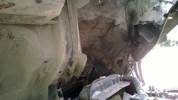 10ล้อรั้วไม้มะค่า1เพลาFN215Kเครื่อง165แรงสภาพยังสวย...พร้อมใช้..