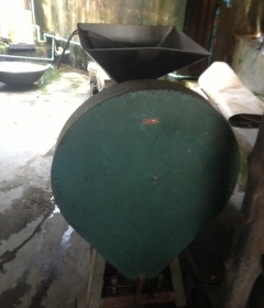 เครื่องคั้นกะทิรุ่นใหญ่มอเตอร์ขนาด 3 แรงตัวใหญ่สุดของเครื่องคั้นครับ คั้นครั้งที่ 4-5 น้ำกะทิยังกะหัวกะทิครับราคานี้คุ้มครับสภาพพร้อมใช้งานครับราคานี้คุ้มครับ เครื่องคั้นกะทิรุ่นใหญ่มอเตอร์ขนาด 3 แรงตัวใหญ่สุดของเครื่องคั้นครับ คั้นครั้งที่ 4-5 น้ำกะทิยังกะหัวกะทิครับราคานี้คุ้มครับสภาพพร้อมใช้งานครับราคานี้คุ้มครับ