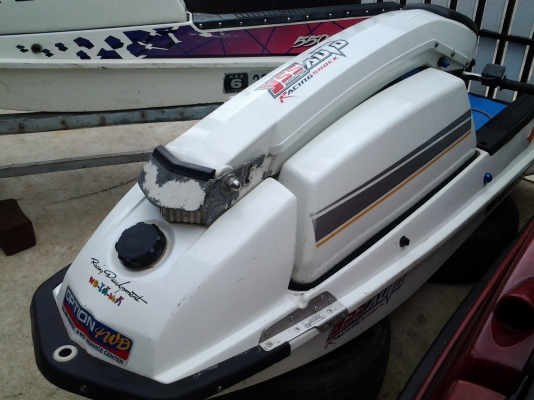 ขายเรือยืนkawasaki550มีสองลำ ขายเรือยืนkawasaki550มีสองลำ