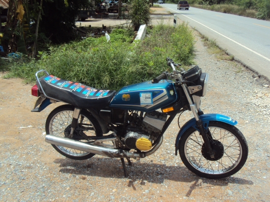 ขายยามาฮ่า R X K 135มีทะเบียน ภาษีเต็ม57สวยสนใจติดต่อสรกฤช091-8892274