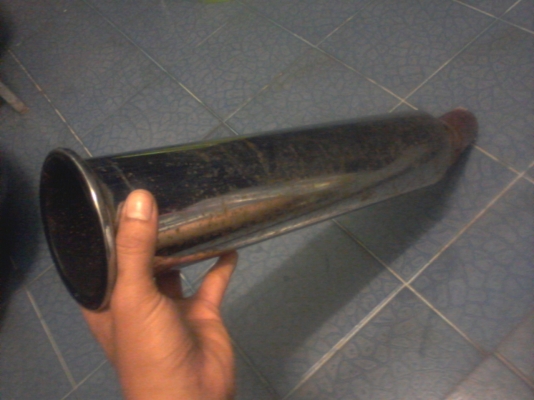 ปลายท่อรถยนต์