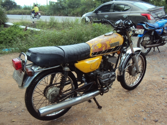 ขายยามาฮ่า r x 100 มีทะเบียนชุดโอน สนใจติดต่อสรกฤช091-8892274 ขายยามาฮ่า r x 100 มีทะเบียนชุดโอน สนใจติดต่อสรกฤช091-8892274