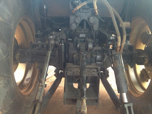 ขายแล้ว 330,000 รถแทรกเตอร์ CASE IH CX70  2 เพลา 4 สูบ