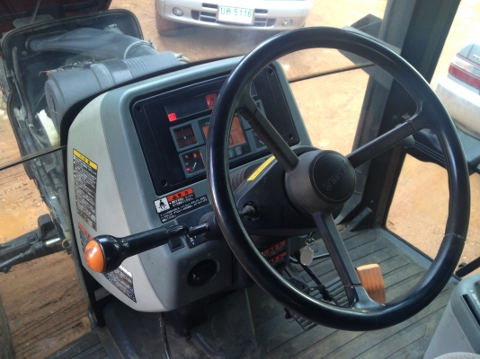 ขายแล้ว 330,000 รถแทรกเตอร์ CASE IH CX70  2 เพลา 4 สูบ