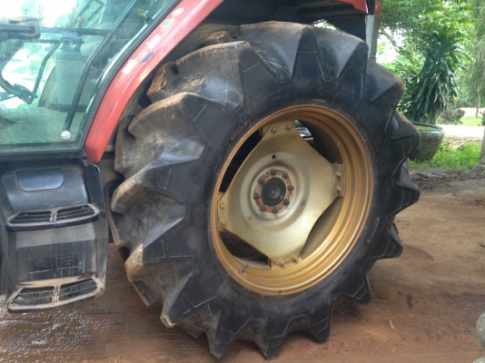 ขายแล้ว 330,000 รถแทรกเตอร์ CASE IH CX70  2 เพลา 4 สูบ