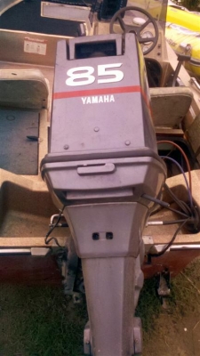 เครื่องเรือ Outboard Yamaha 85 แรงม้า เครื่อง 2 จังหวะ 90000 บาท