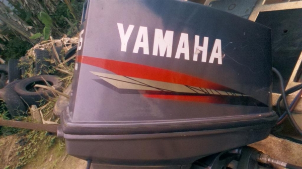 เครื่องเรือ Outboard Yamaha 85 แรงม้า เครื่อง 2 จังหวะ 90000 บาท