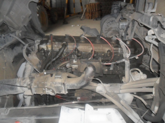 Hino Mega 260 แรง ปี 48 แก๊ส 6 ถัง ยางใหม่ คัสซีสวย พร้อมลุย Hino Mega 260 แรง ปี 48 แก๊ส 6 ถัง ยางใหม่ คัสซีสวย พร้อมลุย