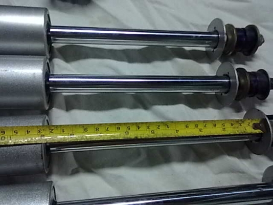 ขายโช๊คโปรฟีเดอร์ แกนใหญ่ 20มม.   คู่หน้าขายแล้วครับ เหลือคู่หลัง