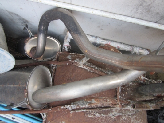 ขาย SALE!-ท่อไอเสียสแตนเลสแท้ ท่อนยาว สำหรับรถกระบะ/ ปิกอัพ ชิ้นละ 4,000 บาท