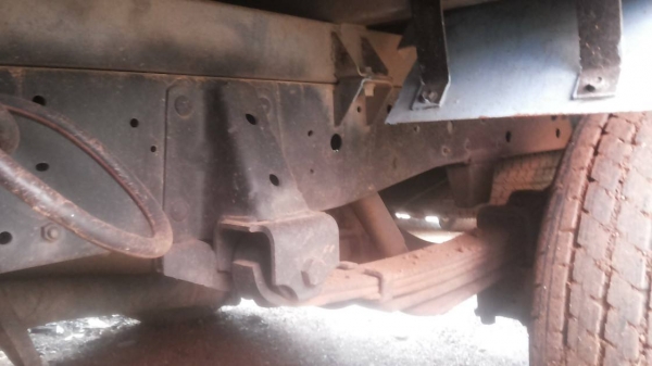 ***ขายแล้วครับขอบคุณ Truck2handขาย 4ล้อกลาง สวยๆทะเบียนไม่ติดเวลา ISUZU NHR54C เครื่อง4JG2 90HP 3059CC แห้งแรงไม่เยิ้ม ช่วงล่างคัสซีสวยเดิมๆโรงงานไม่ผุไม่ดาม หัวบางสีสวยภายในสวย แอร์ พ.พาวเวอร์ คอนโซลครบ กระบะเหล็กพื้นสวยข้างดีไม่ผุ พร้อมคอกเหล็กแบบมีหลัง