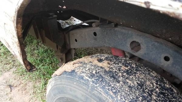 ***ขายแล้วครับขอบคุณ Truck2hand ขายมังกรทองตอนเดียว ตามสภาพครับ ISUZU SPARK EX 2.5 87HP ปี32/89 เครื่องเดิมแรง ประหยัดสุด ช่วงล่างคัสซีสวยเดิม มีตามดบ้าง ไม่ปะไม่ดาม กระบะพื้นมีผุนอดหน่อยครับ หัวไม่สวยต้องเก็บแก้มขวา ประตูซ้าย กระบะซ้าย ภายในคอนโซลดี พ.พา