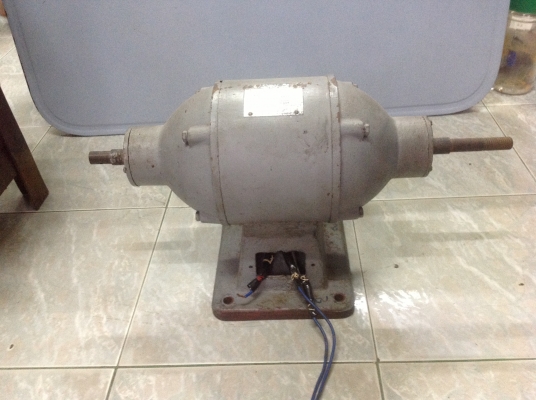 มอเตอร์ 2 แกน 380 โวลล์ สภาพ 70\%