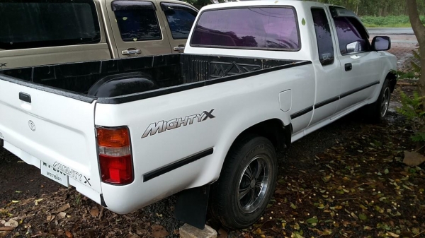 ***ขายแล้วครับขอบคุณ Truck2hand ขายรถสวยพร้อมใช้ ราคาเบาๆ TOYOTA HILUX MIGHTY-X EXTRACAB 2.5 MT ปี 40 โป่ง หน้า-หลังแท้ เครื่องเดิมเกียร์เดิม ฟิตมาใหม่ ช่วงล่างแน่นคัสซีดี ไม่ปะไม่ดาม กระบะสวยพื้นปูกระบะ พ.ธรรมดา แอร์ ยางดี4เส้น รถเคลียร์สีเก็บงานแล้ว สวย