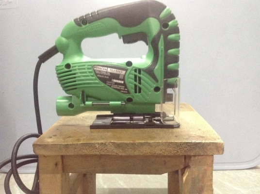 เลื่อยจิ้กซอว์ Hitachi สภาพ 98\% เลื่อยจิ้กซอว์ Hitachi สภาพ 98\%