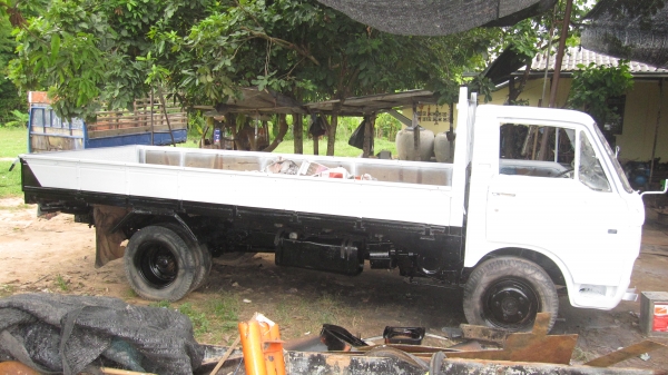 มาสด้า 6 ล้อ TITAN  ทะเบียนแจ้งจอด  108,000