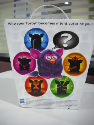 Furby น่ารัก Furby น่ารัก