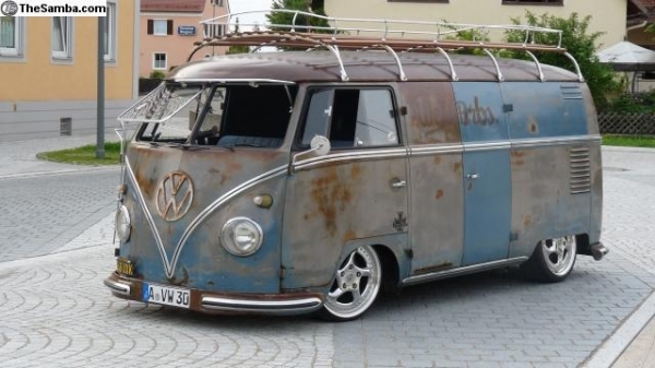 ขายถูกเอา..ปะตูไปเลยเอาไปปั้นต่อหรือเอาไปทำร้าน.(ตามสภาพคับปะตูกับข้าวไม่มี)..ปะตูคู่หน้ามีคับ