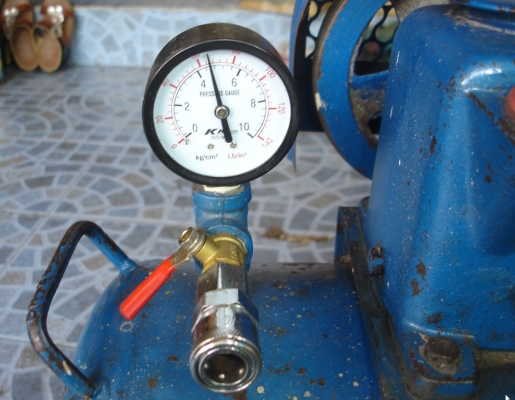 ขายปั๊มลมสายพาน puma 1/4 hp  พร้อมมอเตอร์มิตซู1/3