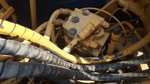 PC60-5 รถนอกสภาพสวย ระบบดี PC60-5 รถนอกสภาพสวย ระบบดี