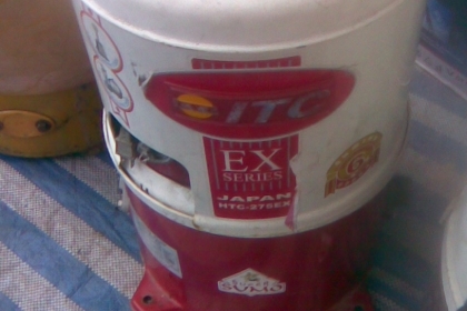 ปั้มน้ำฮิตาชิ 275 Wเป็นของฮิตาชิครับขนาด 275 Wครับพร้อมใช้ครับราคานี้คุ้มครับเบิกใหม่ หกพันครับรุ่นนี้