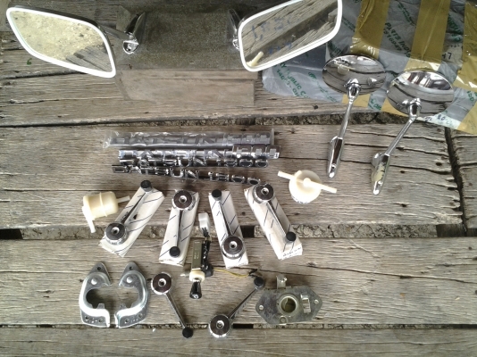 JOECLASSIC..ขายอะไหล่ดัทสัน521..เก่าเก็บสนใจโทรสอบฤามได้