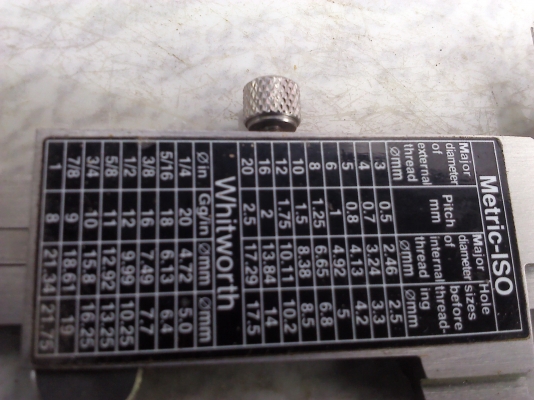 เวอร์เนีย MItutoyo  6 นิ้ว วัดกว้าง ลึก และรูใน ได้หมด มือสองสภาพใหม่มากพร้อมใช้