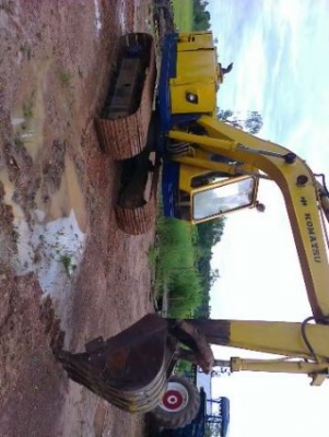 KOMATSU PC 100 รุ่น 2 เครื่อง WO6D มัดจำแล้วครับโดยเสี่ยพล สกลนคร ขอบคุณที่ให้การอุดหนุน