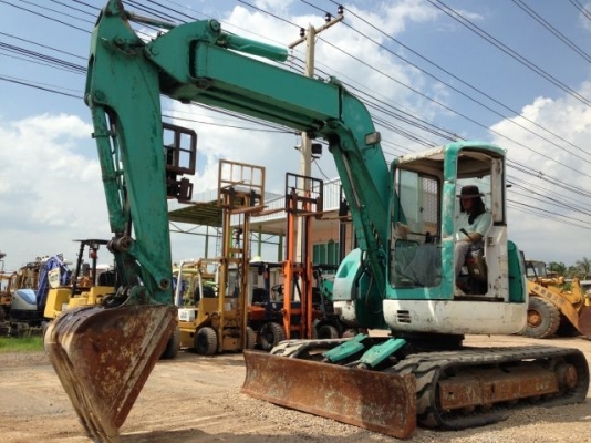 ขายรถแบคโฮ KOBELCO SK75UR-2 มีVDOครับ นำเข้าจากญี่ปุ่น สนใจติดต่อ 081-2990958 ขายรถแบคโฮ KOBELCO SK75UR-2 มีVDOครับ นำเข้าจากญี่ปุ่น สนใจติดต่อ 081-2990958