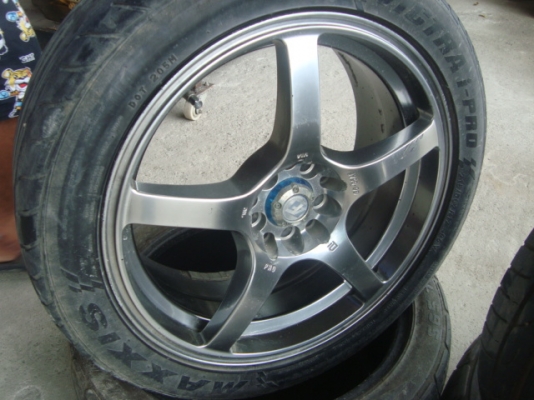 ล้อ 17 " มี 2 วง ล้อ 17 " มี 2 วง