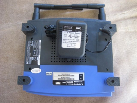 ขาย Linksys WRT54G v5 Wireless-G broadband router+หม้อแปลง มือสองพร้อมใช้งาน ราคา 850 บาท รวมค่าส่งฟรีๆ ขาย Linksys WRT54G v5 Wireless-G broadband router+หม้อแปลง มือสองพร้อมใช้งาน ราคา 850 บาท รวมค่าส่งฟรีๆ