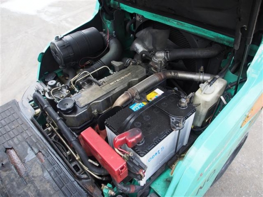 ** LOT 15/9/2556 ** MITSUBISHI FD10T-F16D เครื่องยนต์ดีเซล S4Q เสา 3 เกียร์ AUTO สนใจติดต่อ 083-062-0223