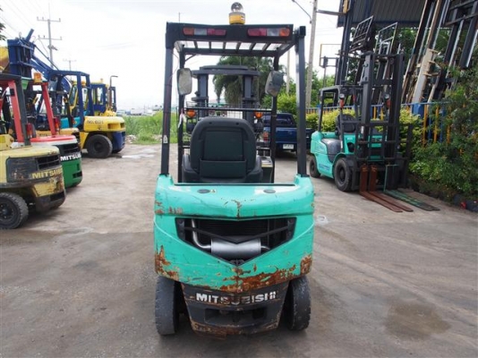 ** LOT 15/9/2556 ** MITSUBISHI FD10T-F16D เครื่องยนต์ดีเซล S4Q เสา 3 เกียร์ AUTO สนใจติดต่อ 083-062-0223