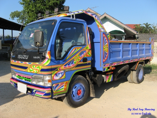 ขาย 6 ล้อดัมพ์ อีซูซุ NKR 130 แรง ปี 2003 สภาพสวย เครื่องแน่น คัสซีดี สนใจชมรถก่อนได้ครับ