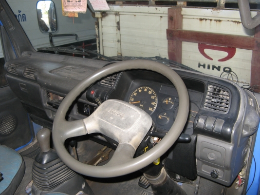 ขาย 6 ล้อดัมพ์ อีซูซุ NKR 130 แรง ปี 2003 สภาพสวย เครื่องแน่น คัสซีดี สนใจชมรถก่อนได้ครับ