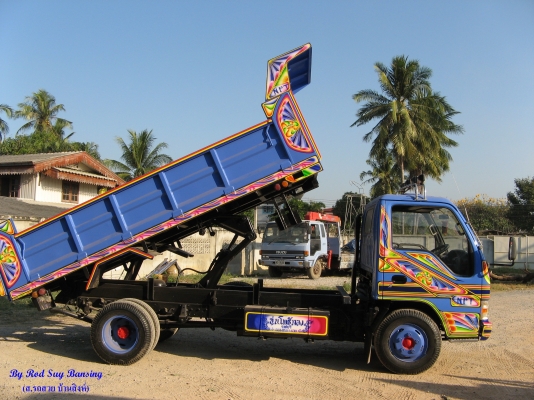 ขาย 6 ล้อดัมพ์ อีซูซุ NKR 130 แรง ปี 2003 สภาพสวย เครื่องแน่น คัสซีดี สนใจชมรถก่อนได้ครับ