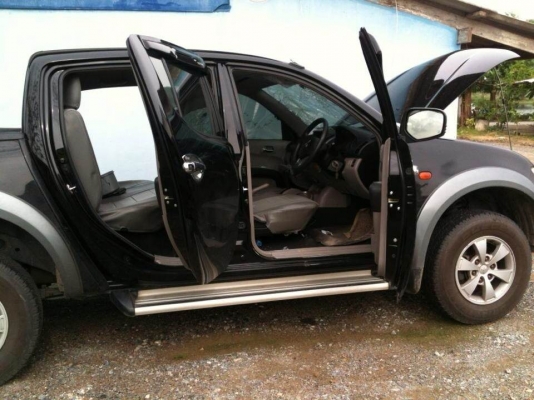 MITSUBISHI TRITON PLUS 4 ประตู ปี2008