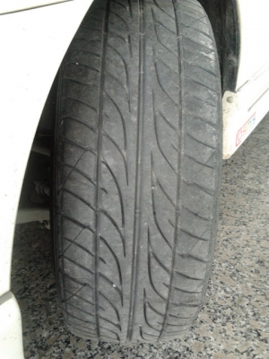 Dunlop Lm703 ปี12 ขนาด 215/45/17 + Advan RS สีดําสวยๆ