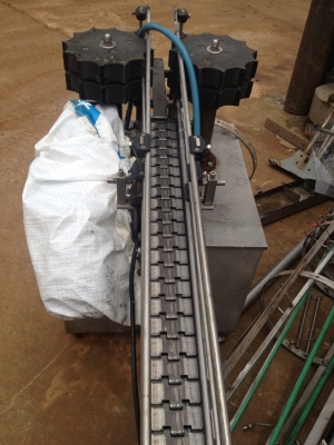 ขายเครื่องล้างขวด+เป่าแห้ง+เครื่องบรรจุ มีคลิป VDO การทำงานให้ดู