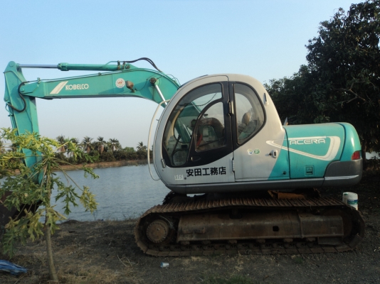 ขายด่วน KOBELCO SK 100-2.  mark v. นำเข้าเองจากญี่ปุ่นสวยเครื่องปั้มดี   สภาพดี  ยังไม่เคยใช้งานในไทยจ้า