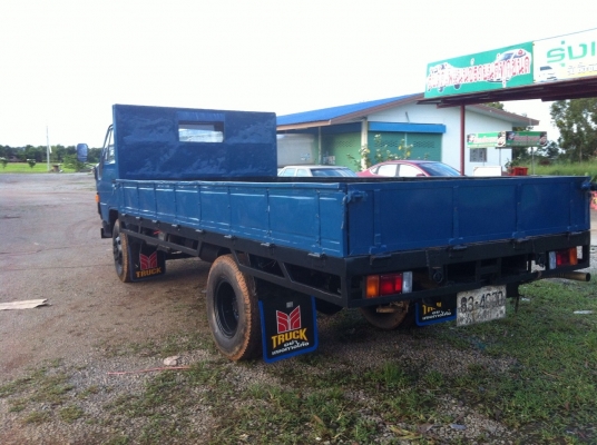 ขาย โตโยต้า WU 40 เครื่อง 13 B 110 แรง สนใจติดต่อ คุณตี๋ 085 2849088