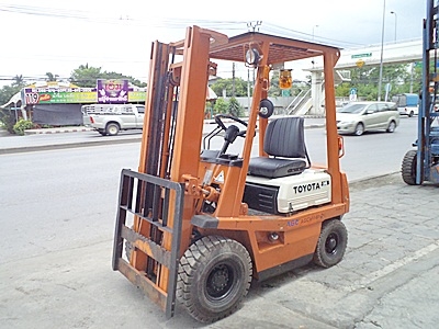 ขายรถยกโตโยต้า 1.5 ตัน เครื่องเบนซิน กระบอกคู่ เสาสูง 3 เมตร พวงมาลัยเพาเว่อร์ สีเดิมจากนอก นำเข้าจากญี่ปุ่น ใช้งานได้ทันที ขายรถยกโตโยต้า 1.5 ตัน เครื่องเบนซิน กระบอกคู่ เสาสูง 3 เมตร พวงมาลัยเพาเว่อร์ สีเดิมจากนอก นำเข้าจากญี่ปุ่น ใช้งานได้ทันที