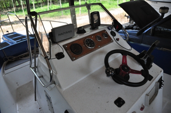 ขายเรือ Yamaha 19 ฟุต เครื่อง 85 ครับ ขายเรือ Yamaha 19 ฟุต เครื่อง 85 ครับ