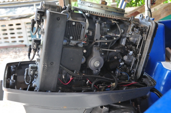 ขายเรือ Yamaha 19 ฟุต เครื่อง 85 ครับ ขายเรือ Yamaha 19 ฟุต เครื่อง 85 ครับ