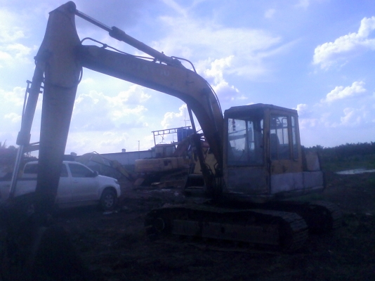 ขาย Komatsu PC100-3 ขาย Komatsu PC100-3